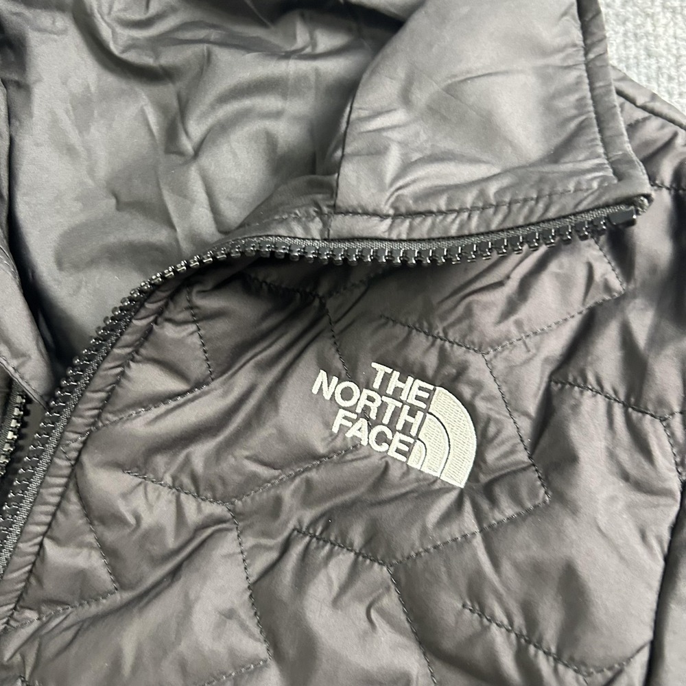 The North Face Jacket Womens Small Black Quilted Puffer Full Zip Insulated Warm - Picture 2 of 7